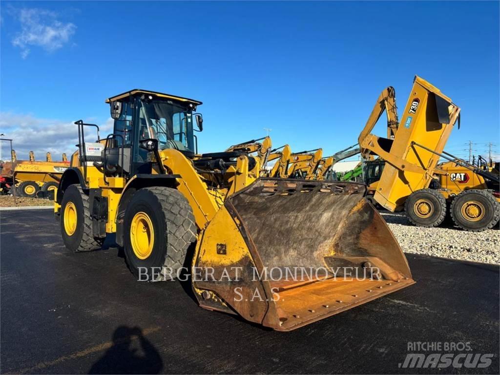 CAT 950M Kolové nakladače