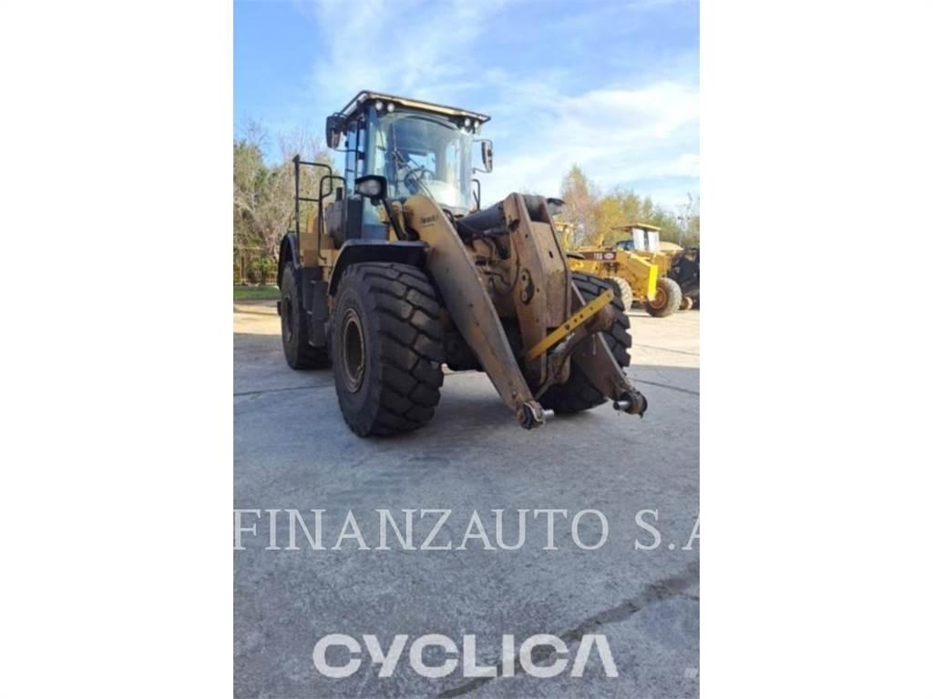 CAT 950M Kolové nakladače