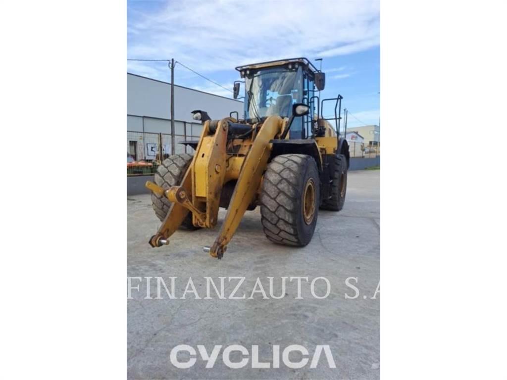 CAT 950M Kolové nakladače