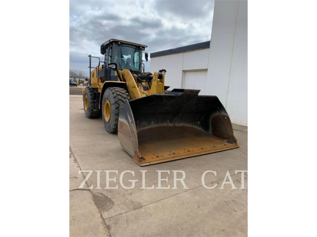 CAT 950M Kolové nakladače
