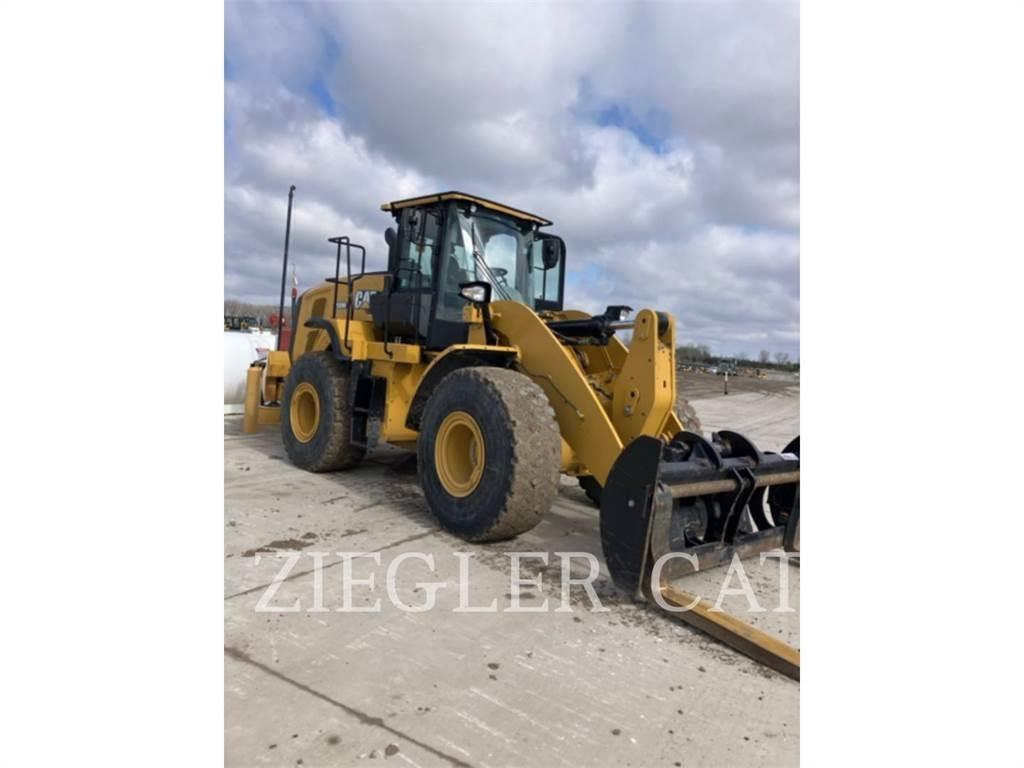 CAT 950M Kolové nakladače