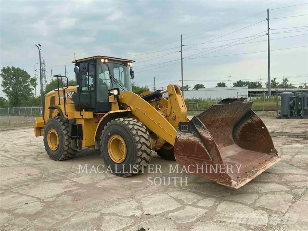 CAT 950M Kolové nakladače