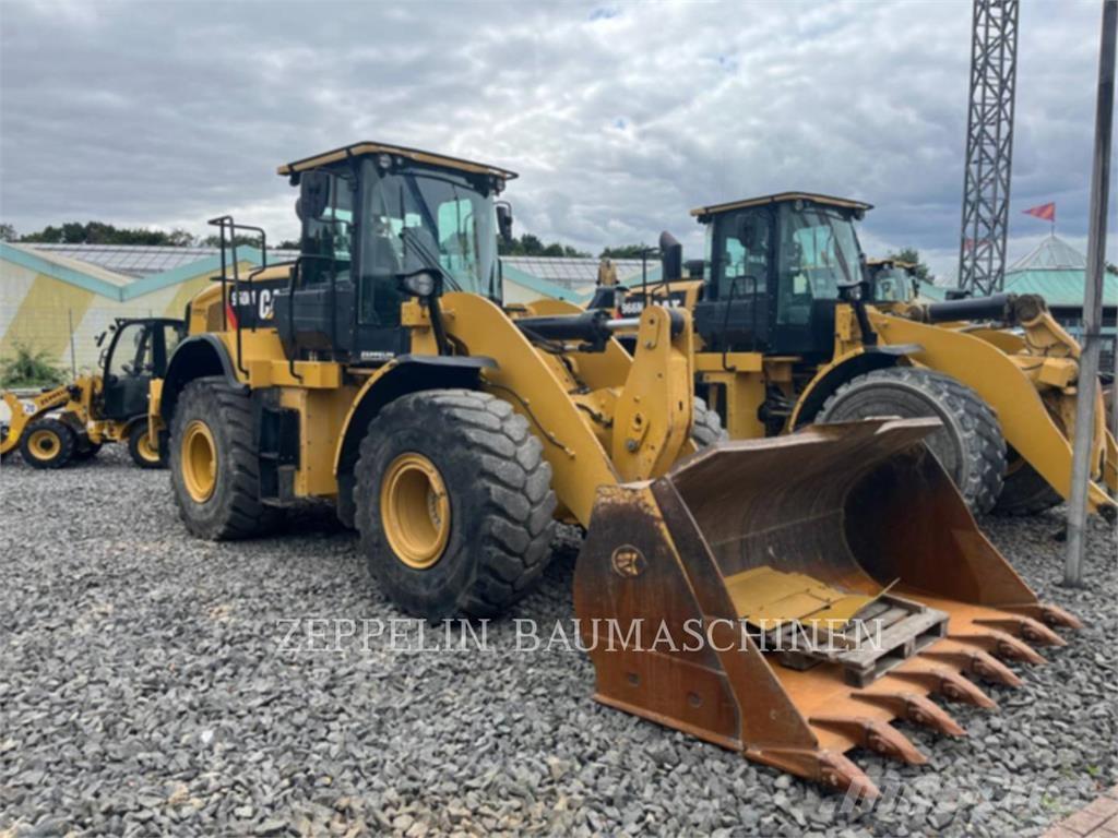 CAT 950M Kolové nakladače