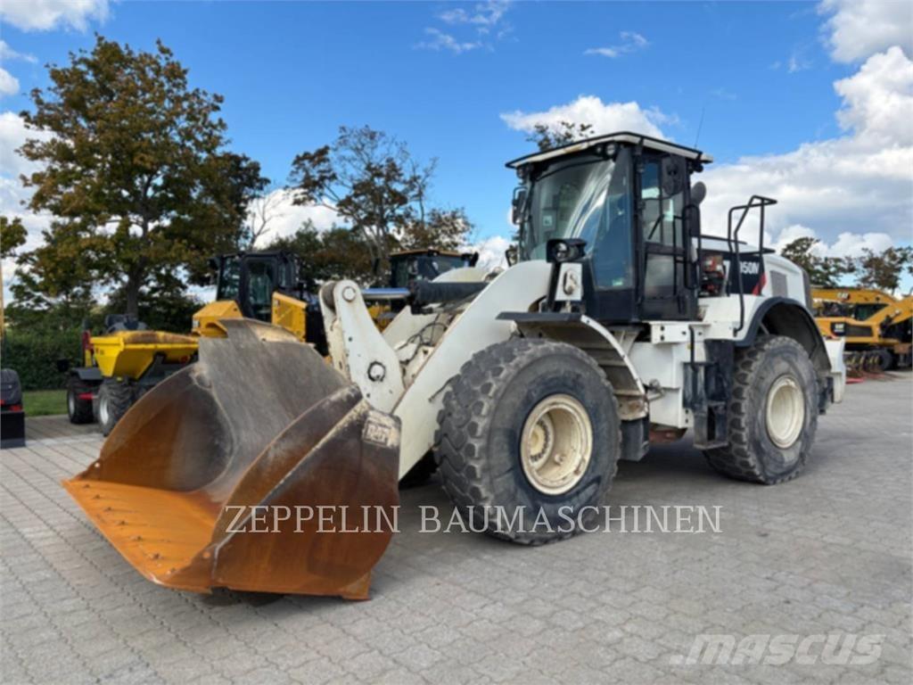 CAT 950M Kolové nakladače