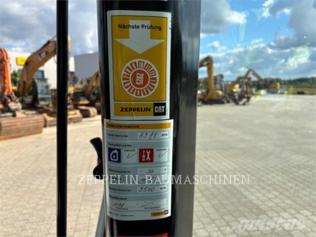 CAT 950M Kolové nakladače