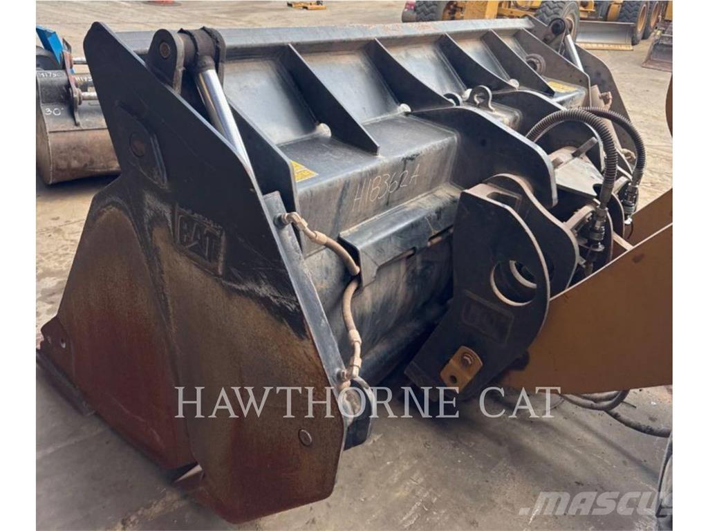 CAT 950M Kolové nakladače