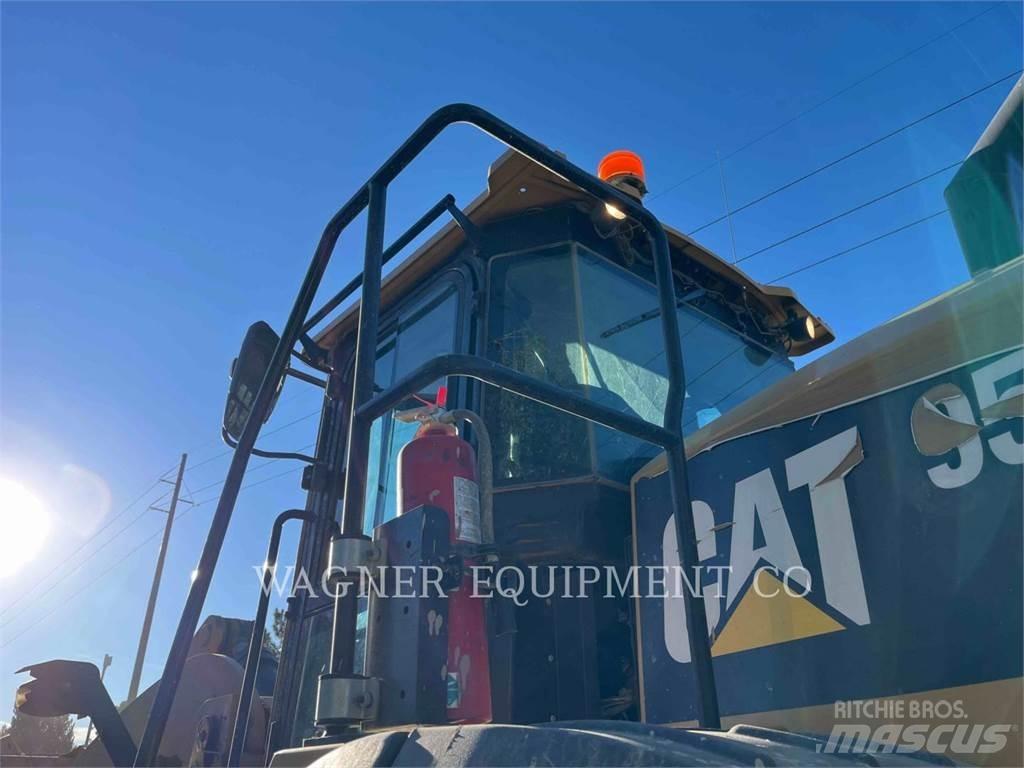 CAT 950M FC Kolové nakladače