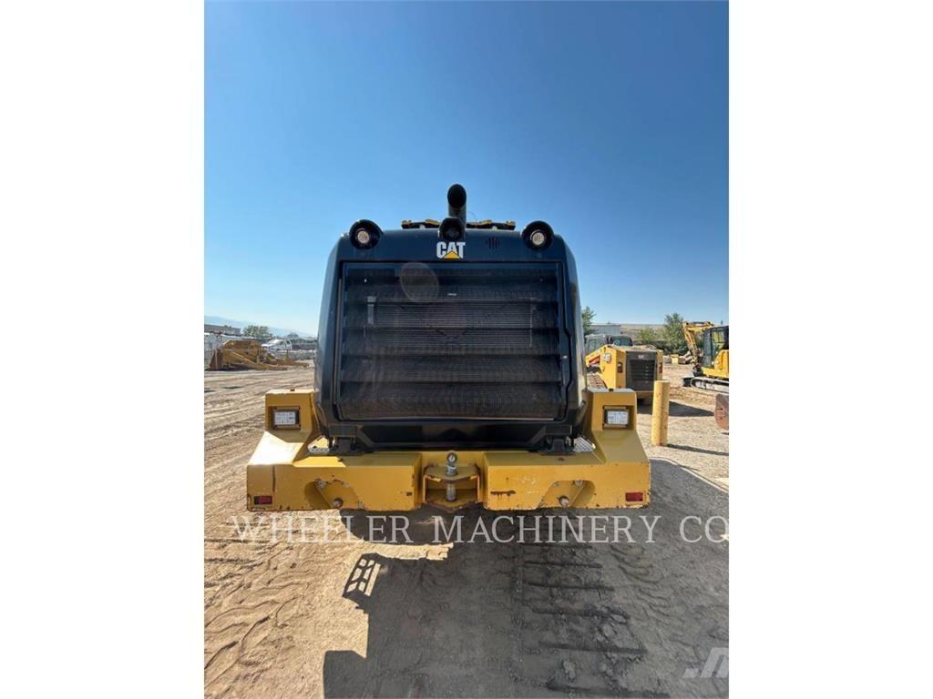 CAT 950M QC Kolové nakladače