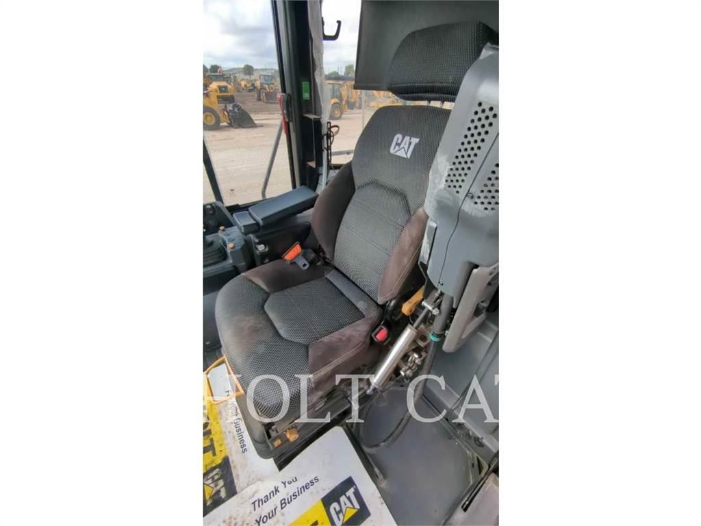 CAT 950M QC Kolové nakladače