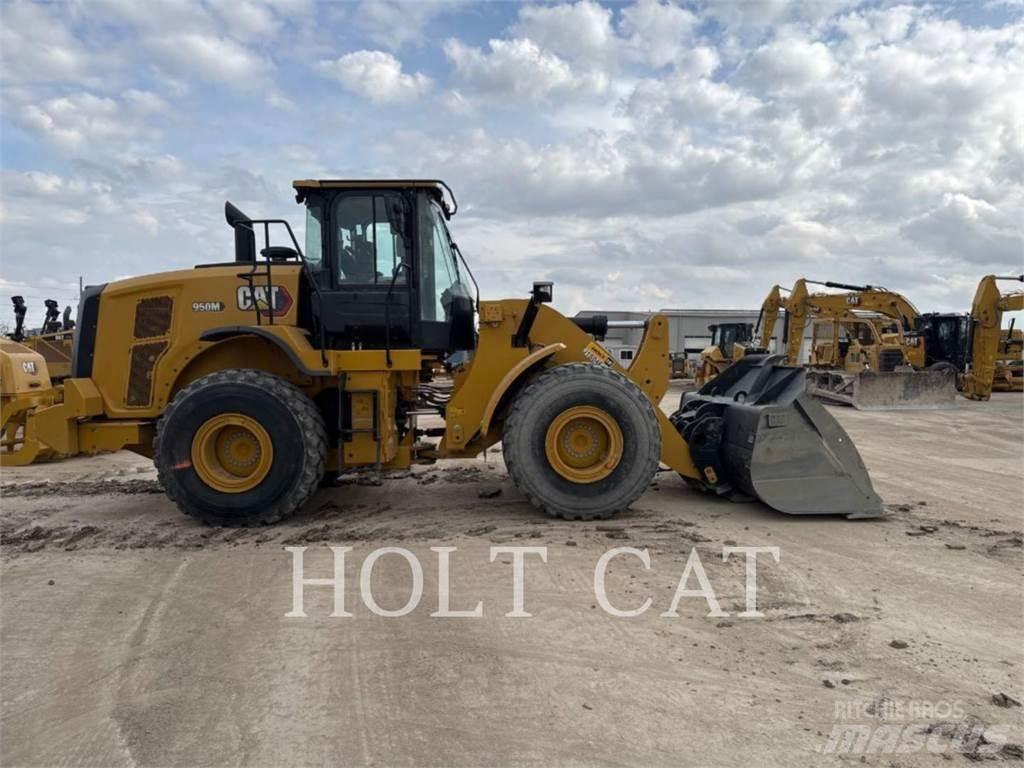 CAT 950M QC Kolové nakladače