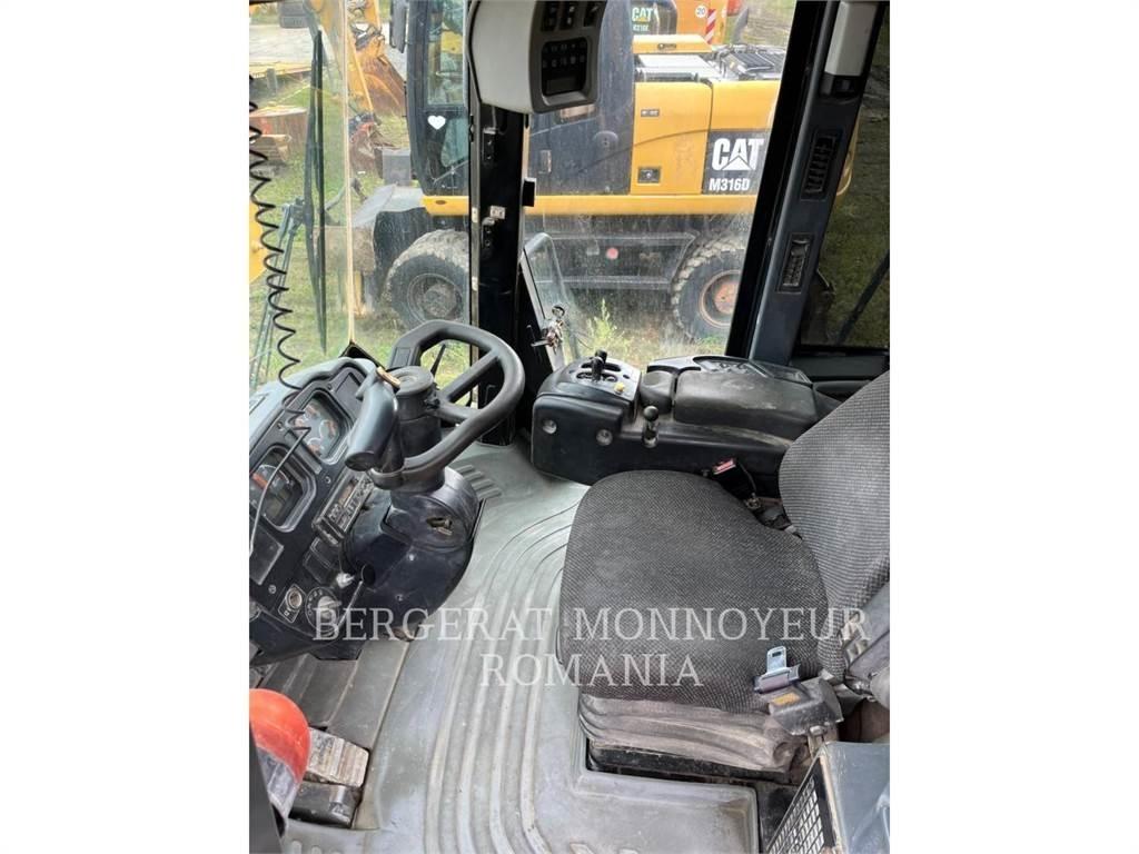 CAT 962G Kolové nakladače