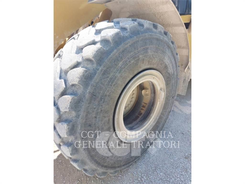 CAT 962G2 Kolové nakladače