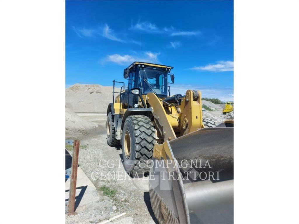 CAT 962M Kolové nakladače