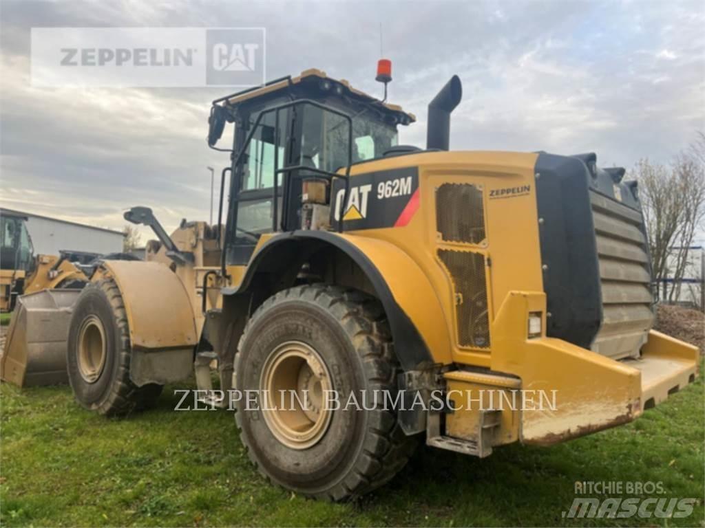 CAT 962M Kolové nakladače
