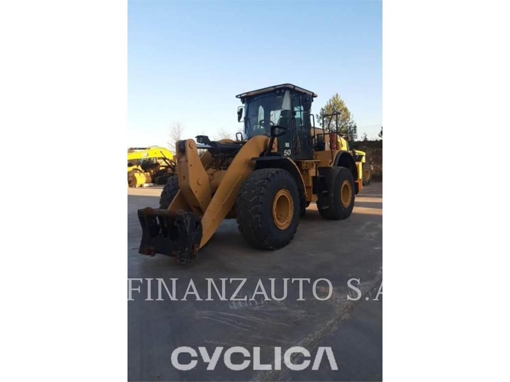 CAT 962M Kolové nakladače