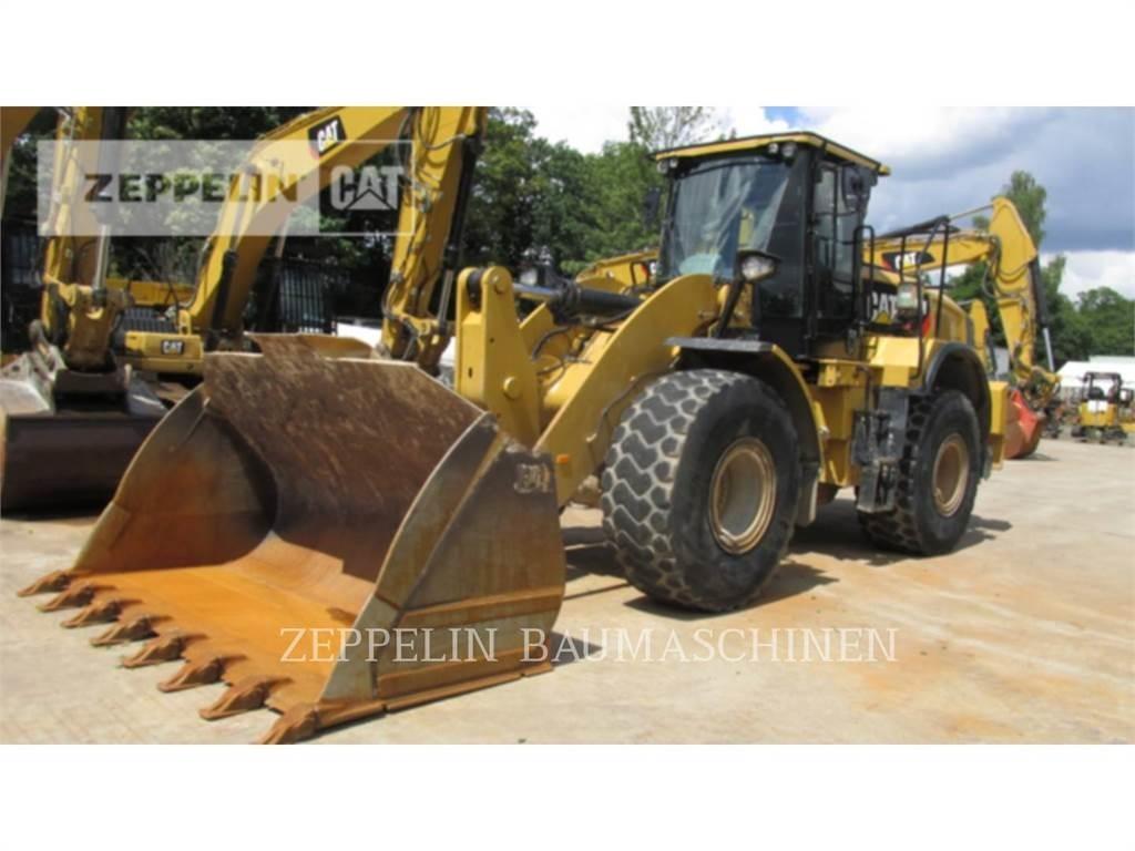 CAT 962M Kolové nakladače