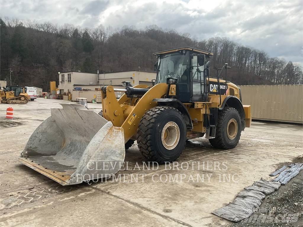 CAT 962M Kolové nakladače