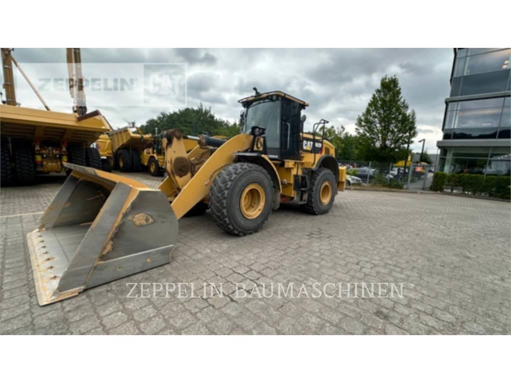 CAT 962M Kolové nakladače