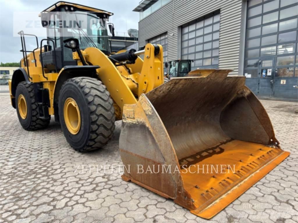 CAT 962M Kolové nakladače