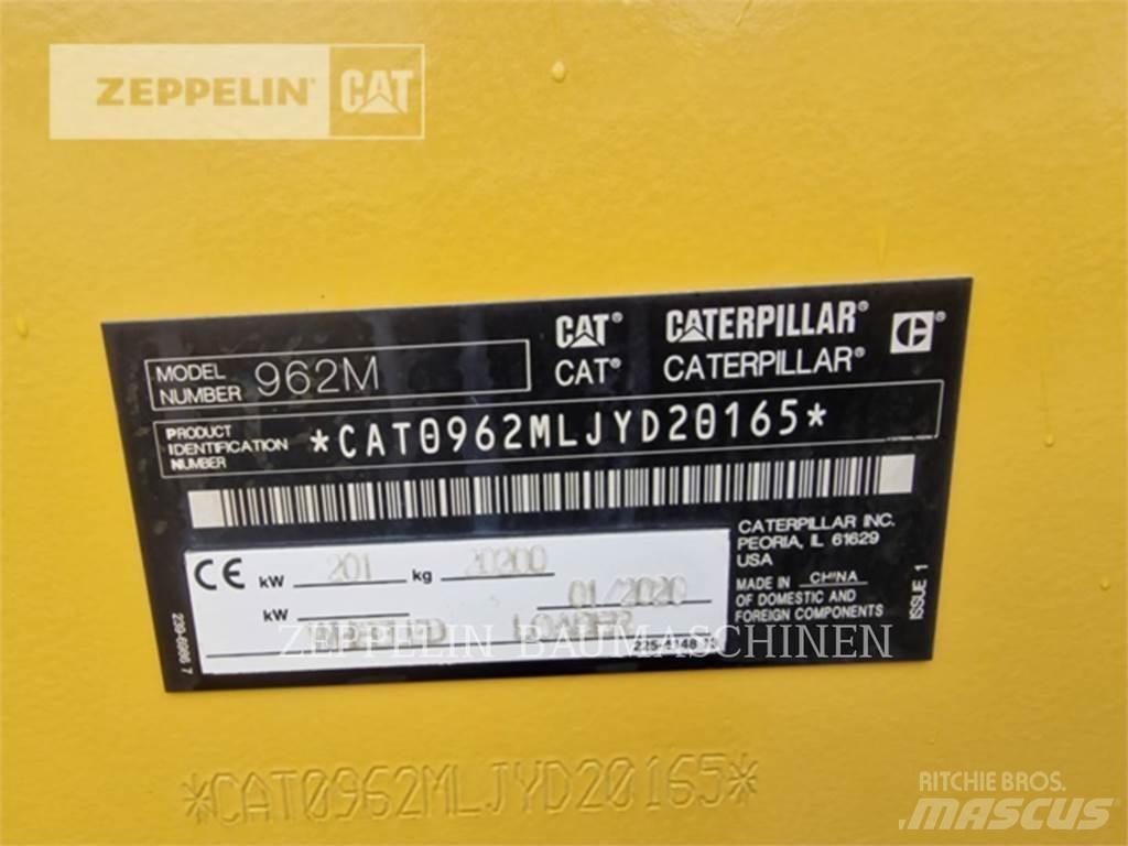 CAT 962M Kolové nakladače