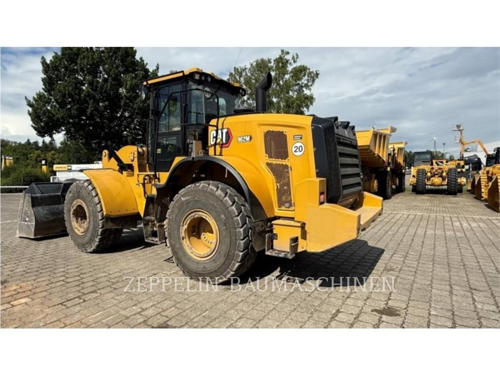 CAT 962M Kolové nakladače