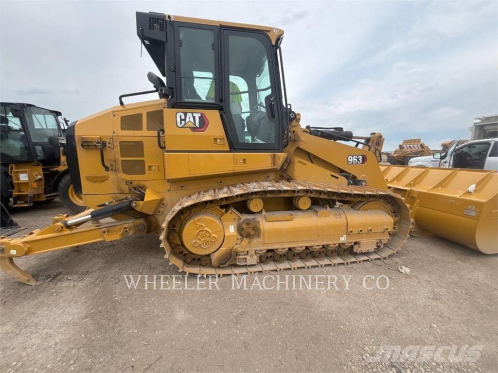 CAT 963 Pásové nakladače