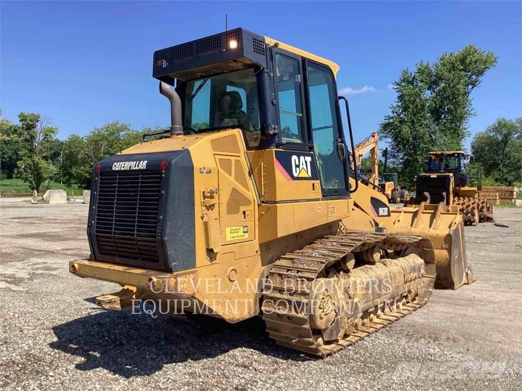 CAT 963D Pásové nakladače
