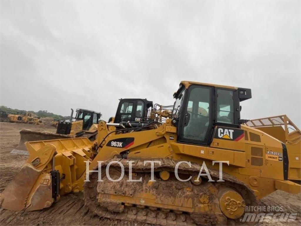 CAT 963K Pásové nakladače