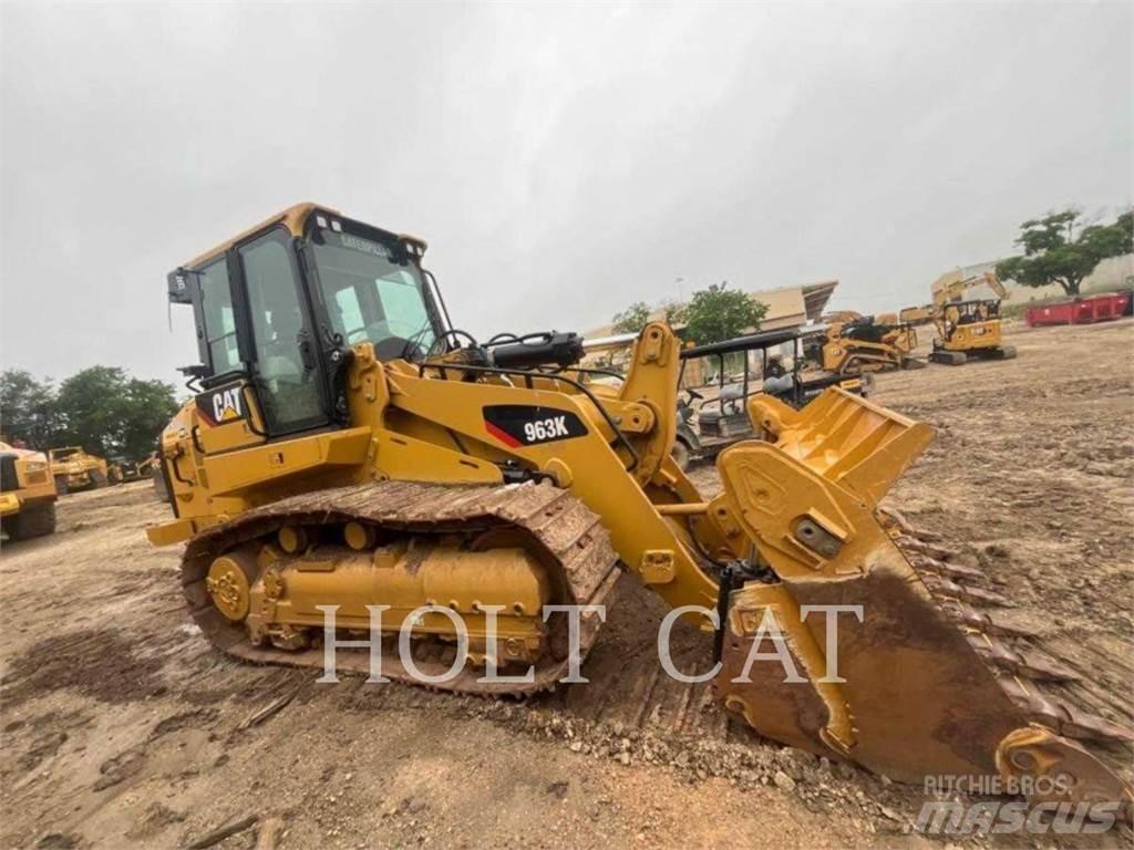 CAT 963K Pásové nakladače