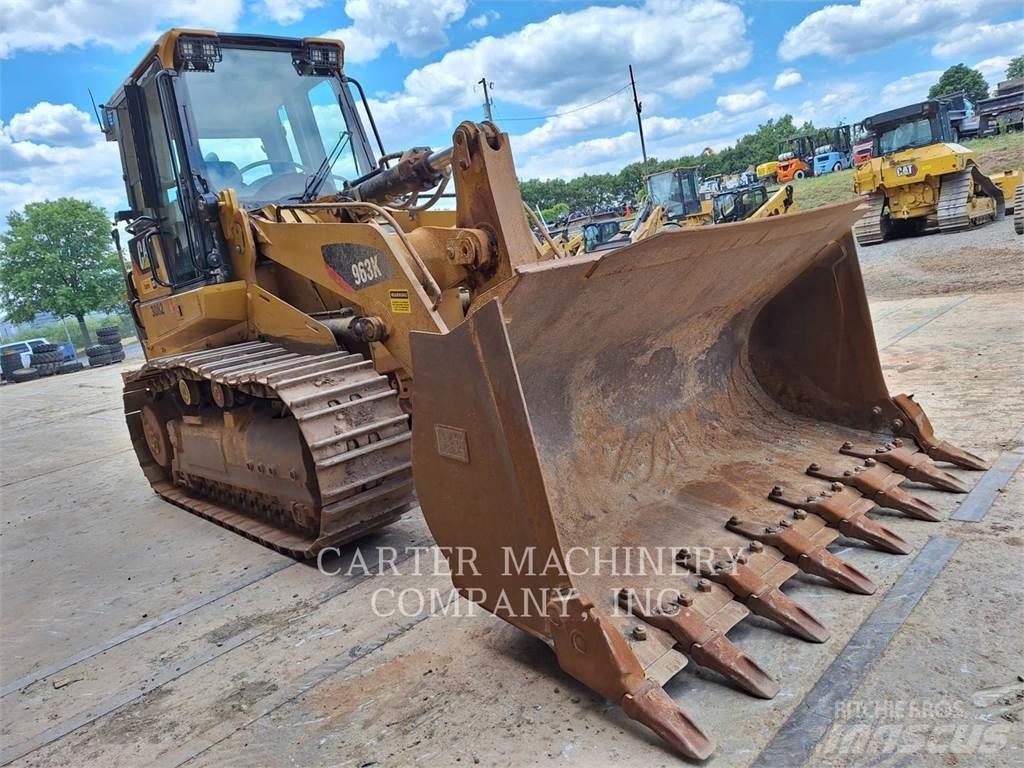 CAT 963K Pásové nakladače