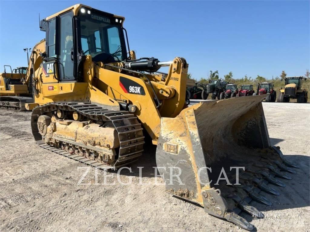 CAT 963K Pásové nakladače