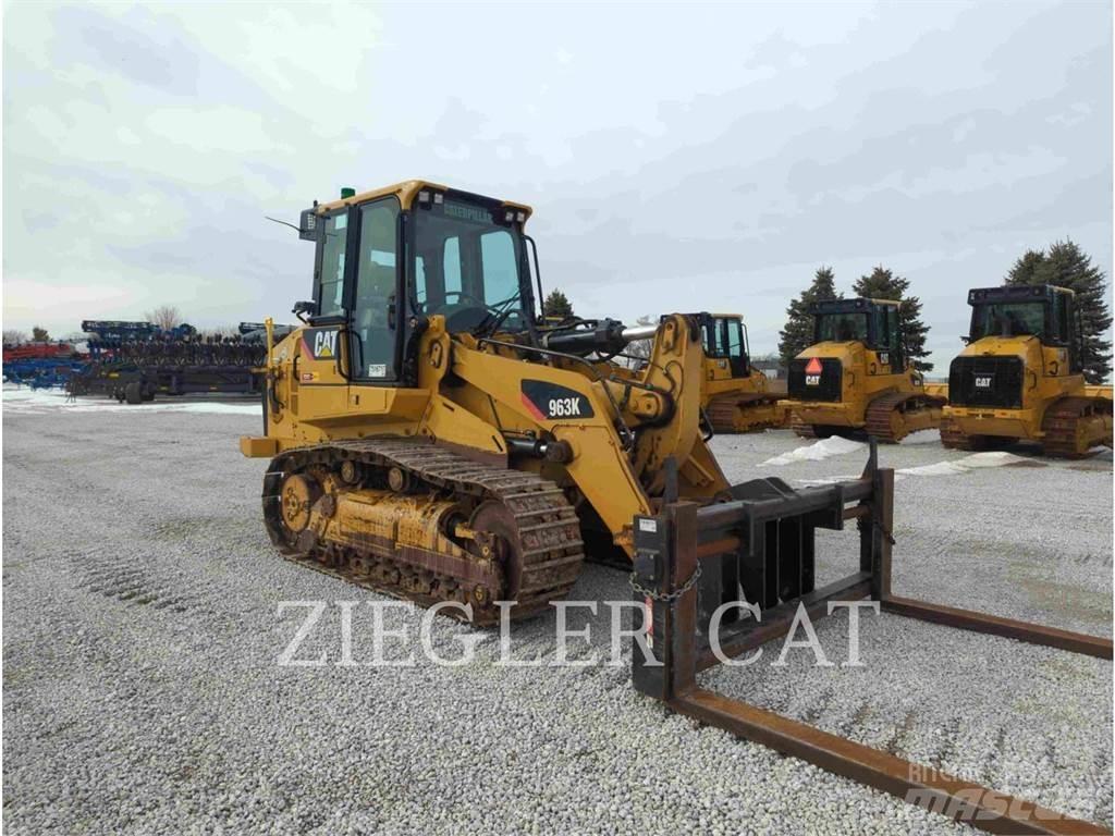 CAT 963K Pásové nakladače