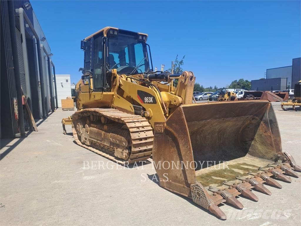 CAT 963K Pásové nakladače