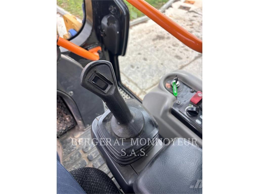 CAT 963K Pásové nakladače