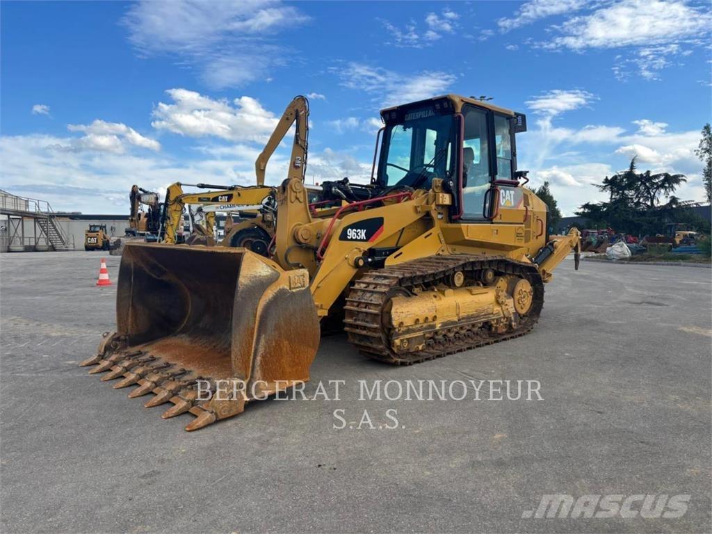 CAT 963K Pásové nakladače