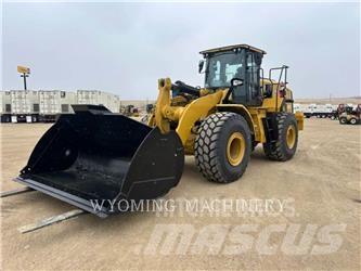 CAT 966 Kolové nakladače