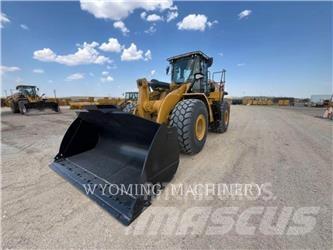 CAT 966 Kolové nakladače