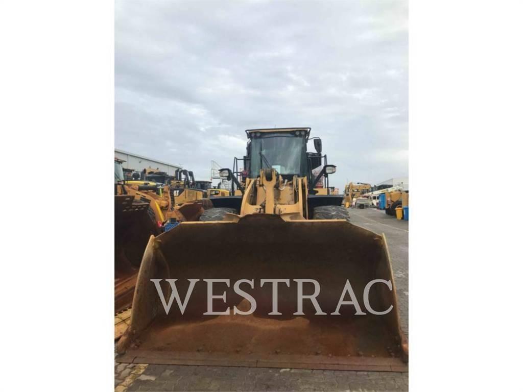 CAT 966 Kolové nakladače