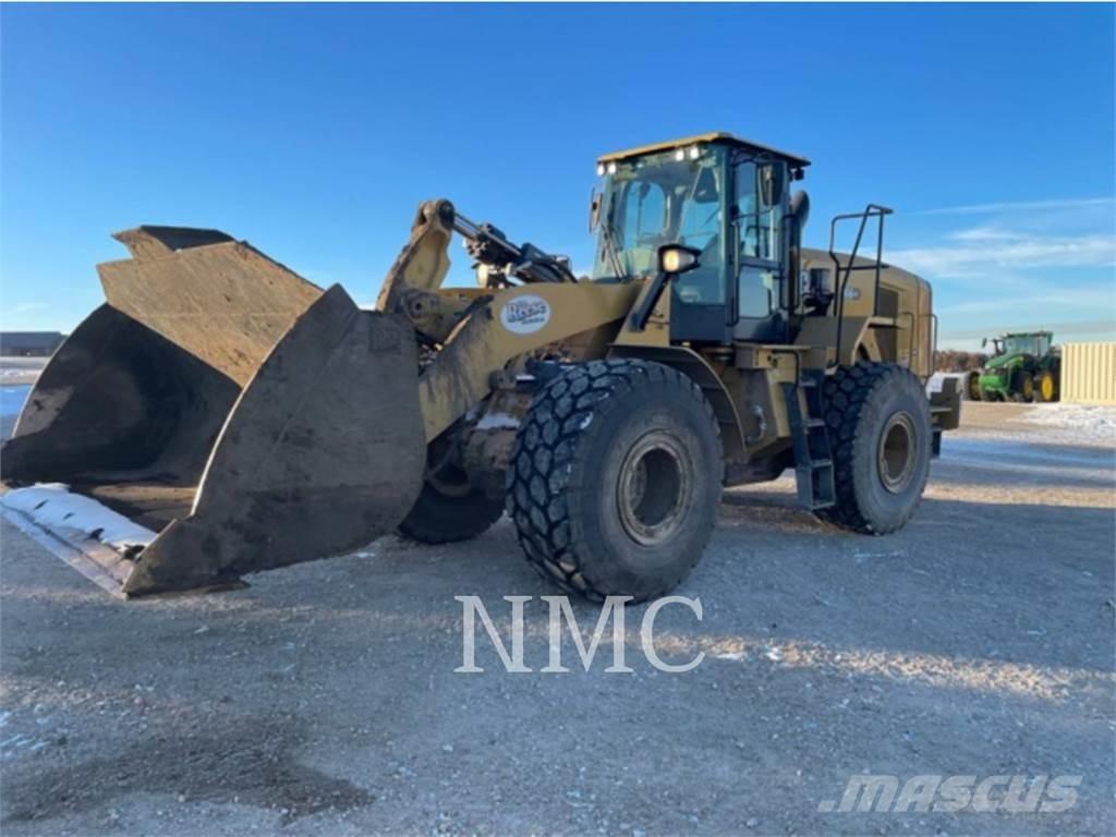 CAT 966 Kolové nakladače