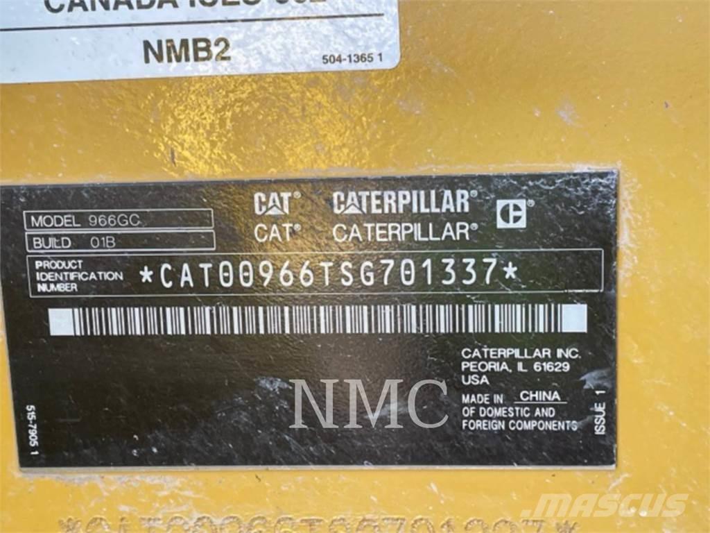 CAT 966 Kolové nakladače