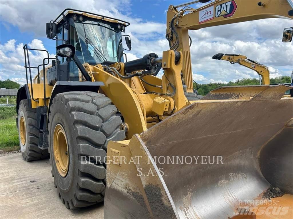 CAT 966 Kolové nakladače