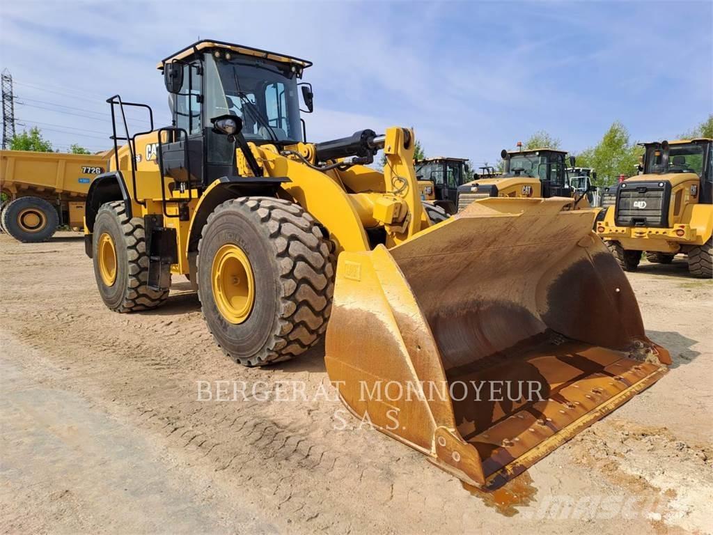 CAT 966 Kolové nakladače