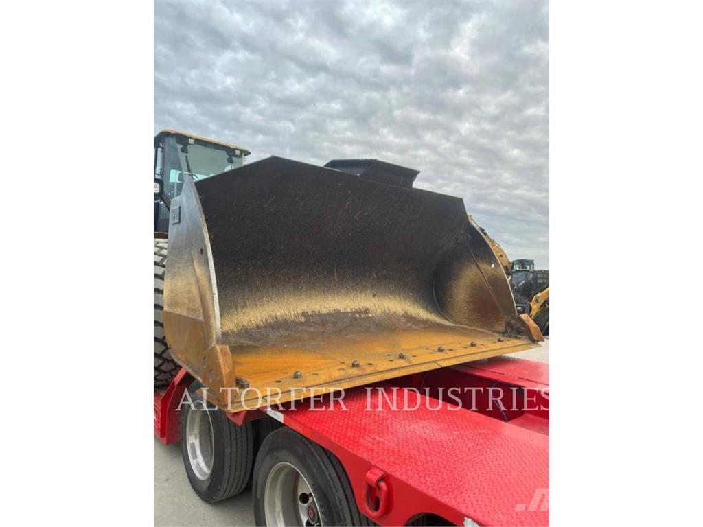 CAT 966-01GC Kolové nakladače