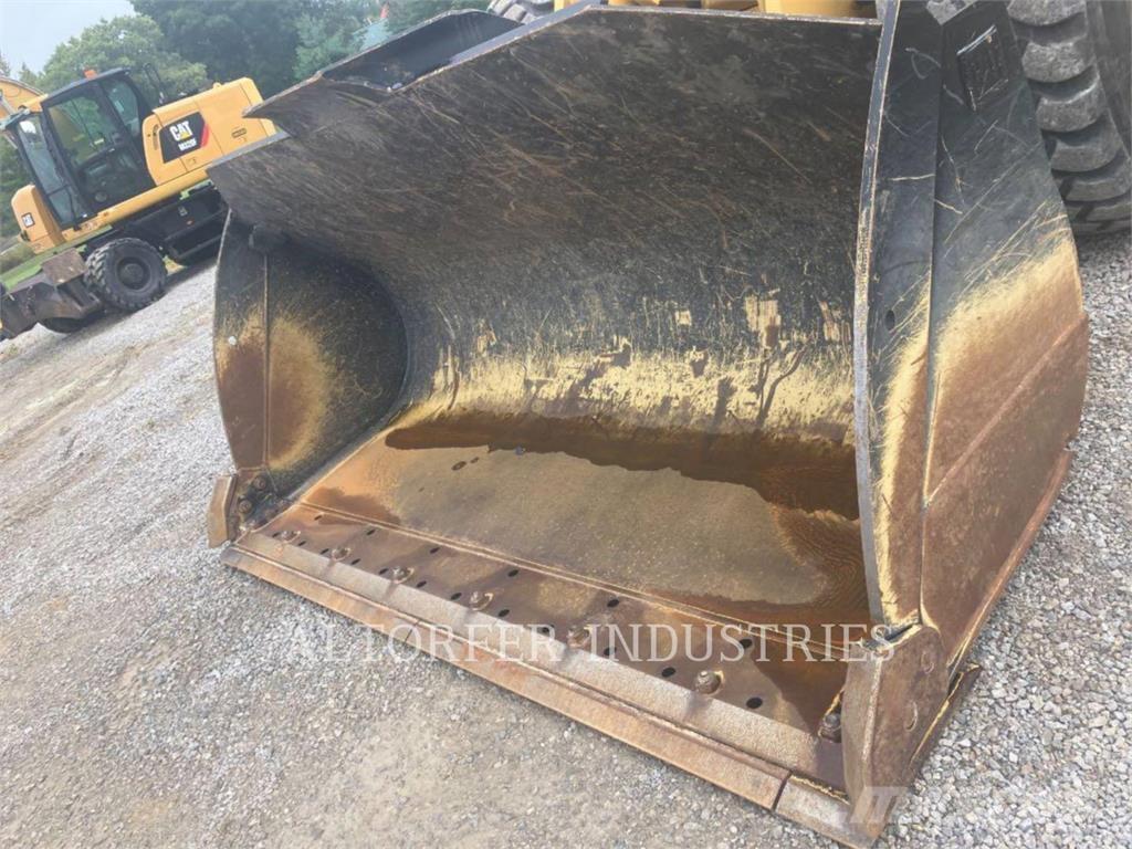 CAT 966-01GC Kolové nakladače