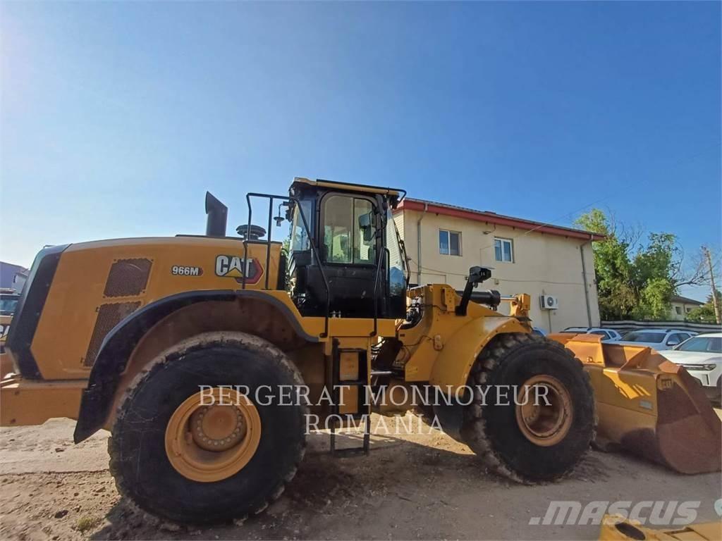 CAT 966 M Kolové nakladače