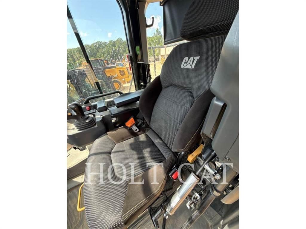CAT 966 QC Kolové nakladače