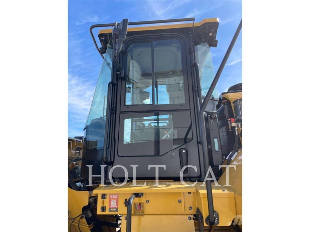 CAT 966 QC Kolové nakladače