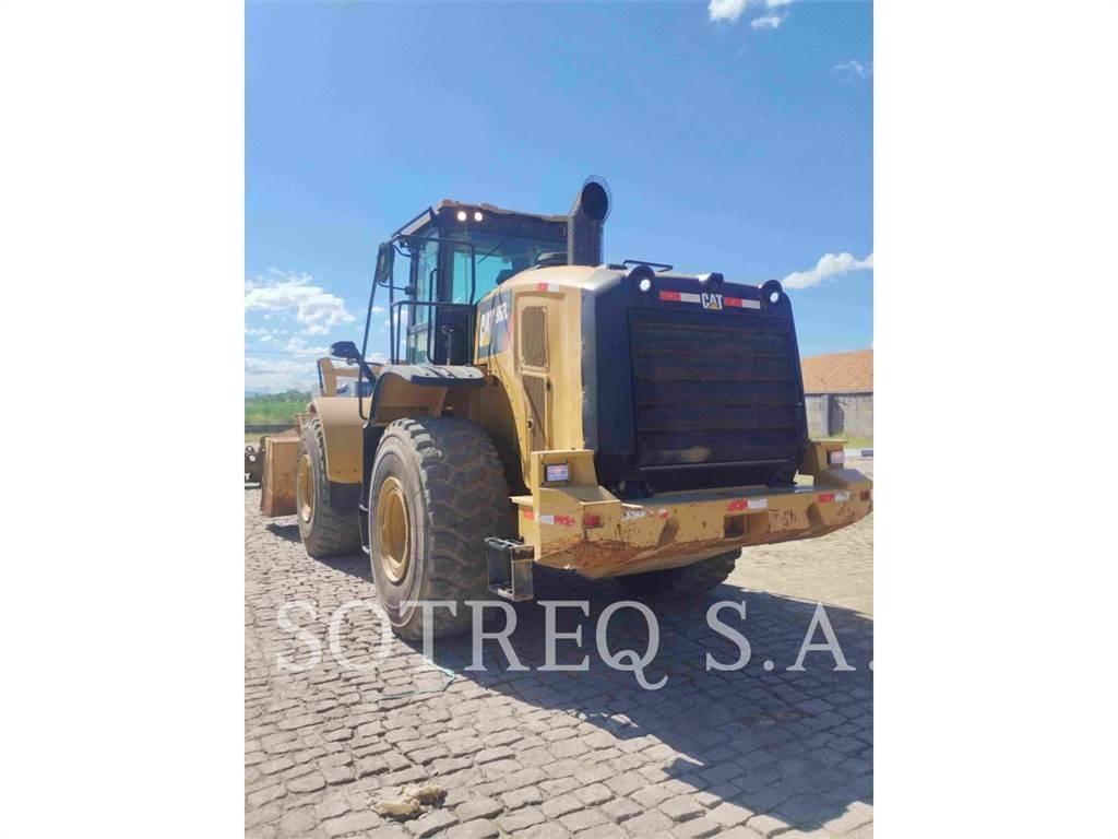 CAT 966L Kolové nakladače