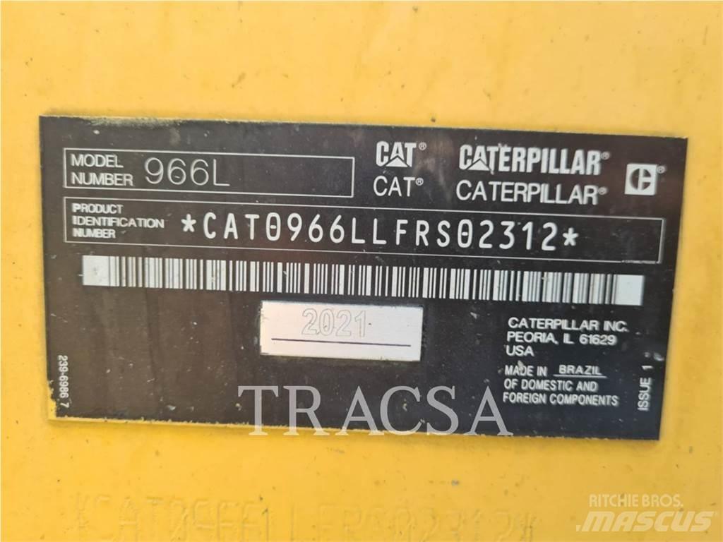 CAT 966L Kolové nakladače