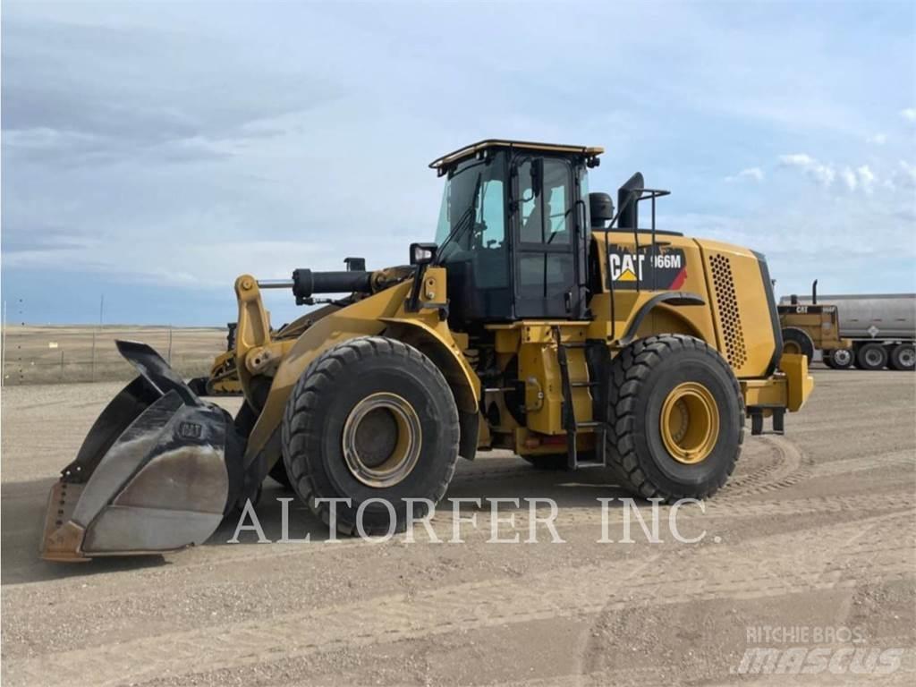 CAT 966M Pásové dozery